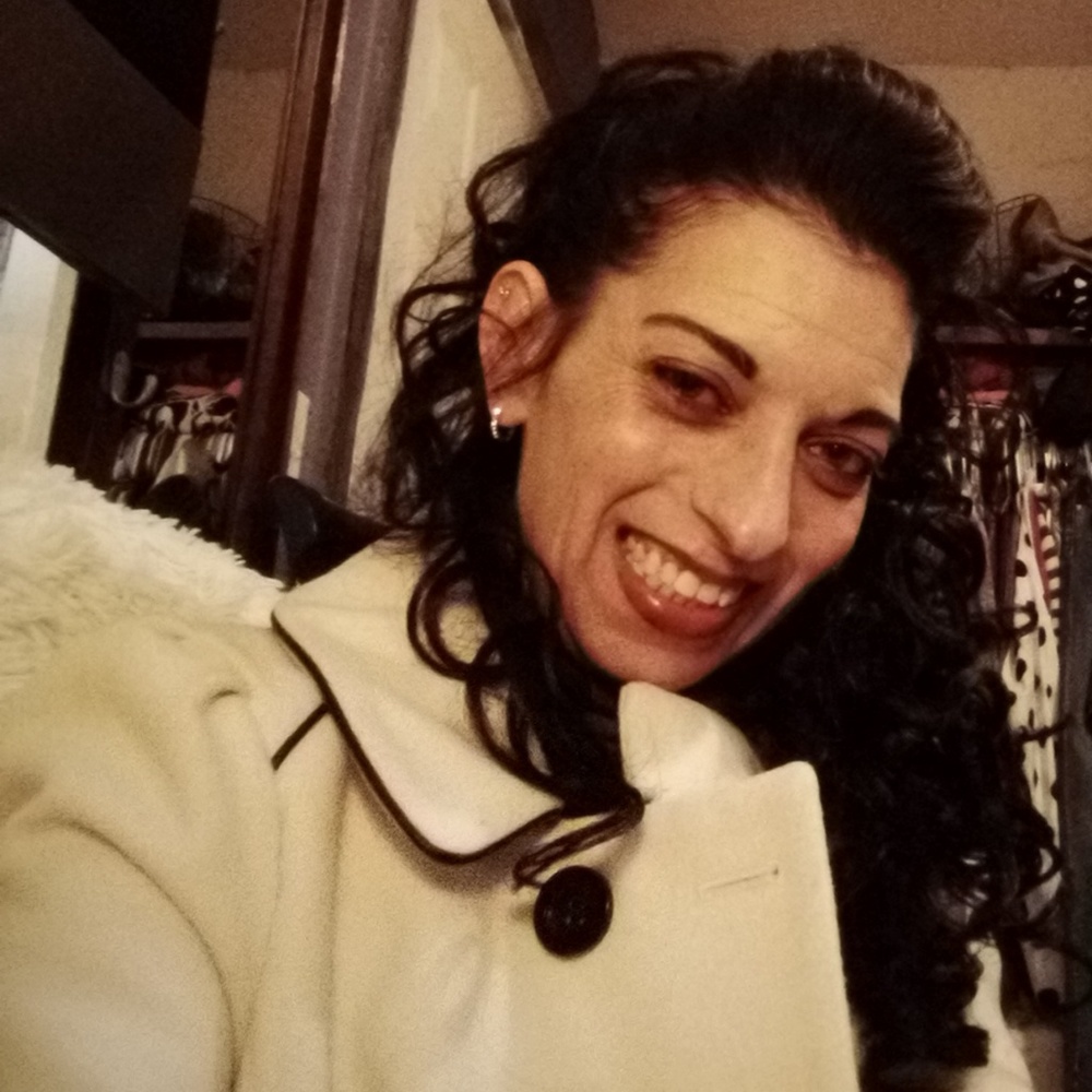 Meet your Posher, Anessia